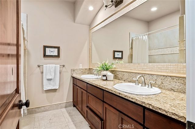 3452 Shadowtree, Chico, CA 95928