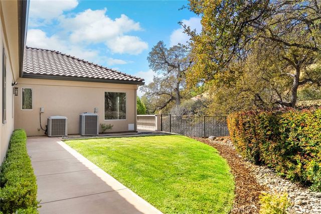 3452 Shadowtree, Chico, CA 95928