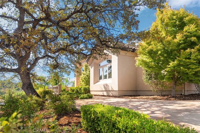 3452 Shadowtree, Chico, CA 95928