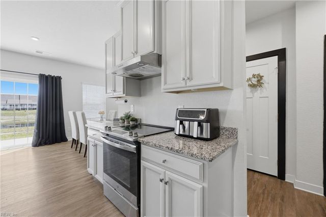 563 Spring Hill PL, Smithfield, VA 23430