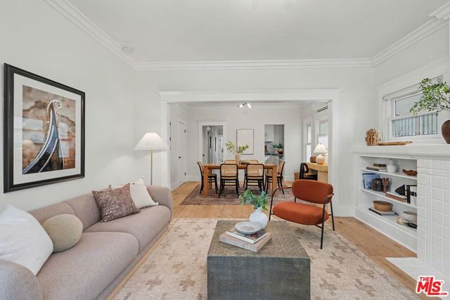 745 N Manhattan Place, Los Angeles, CA 90038