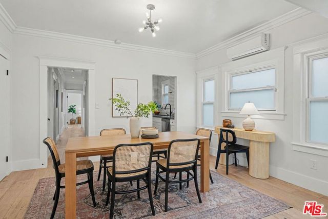 745 N Manhattan Place, Los Angeles, CA 90038