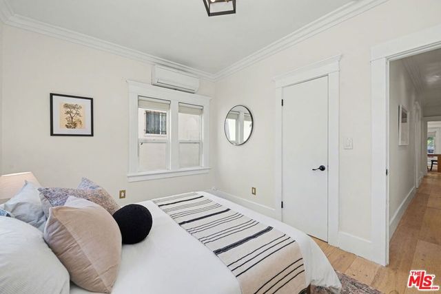 745 N Manhattan Place, Los Angeles, CA 90038