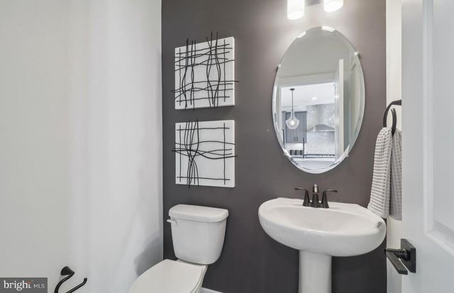 16146 FREDERICK RD, Rockville, MD 20850