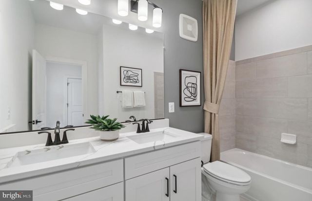 16146 FREDERICK RD, Rockville, MD 20850