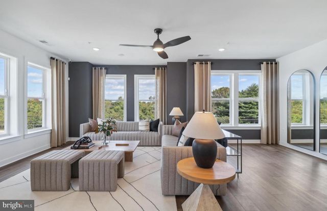 16146 FREDERICK RD, Rockville, MD 20850