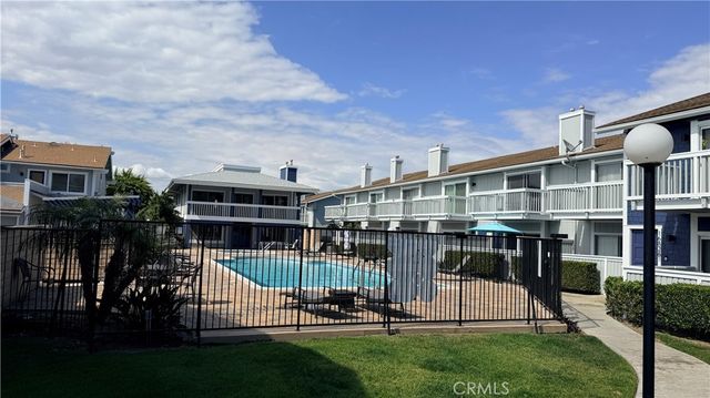 16858 Algonquin, Huntington Beach, CA 92649
