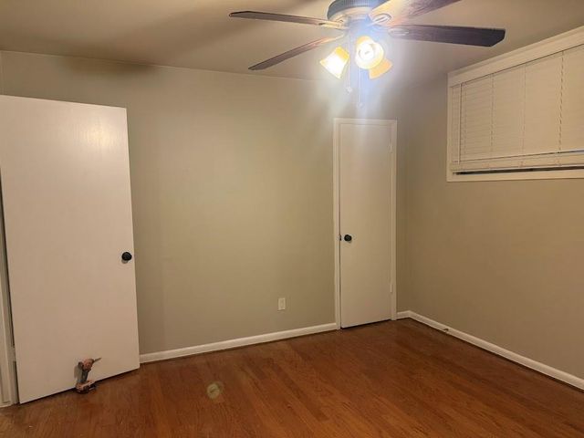 5123 Del Monte Drive 11, Houston, TX 77056