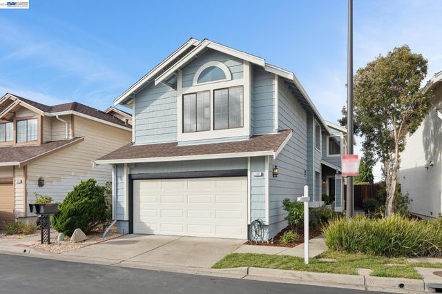 117 Payot Ct, Alameda, CA 94502