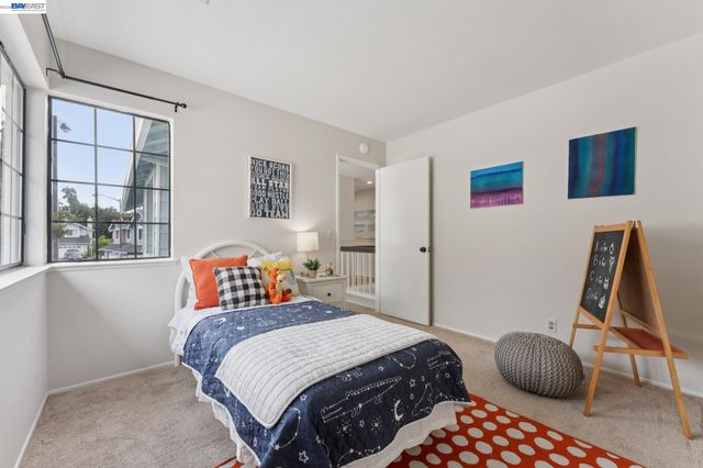 117 Payot Ct, Alameda, CA 94502