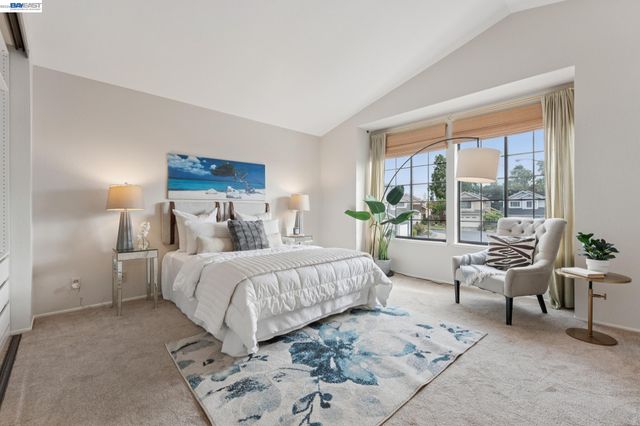 117 Payot Ct, Alameda, CA 94502