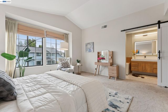 117 Payot Ct, Alameda, CA 94502
