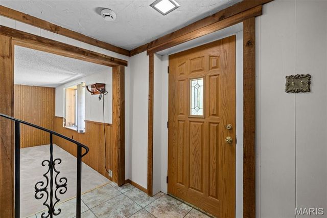 1876 Westbourne Way, Fenton, MO 63026