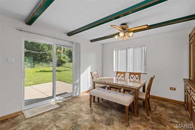 1876 Westbourne Way, Fenton, MO 63026