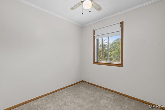 1876 Westbourne Way, Fenton, MO 63026