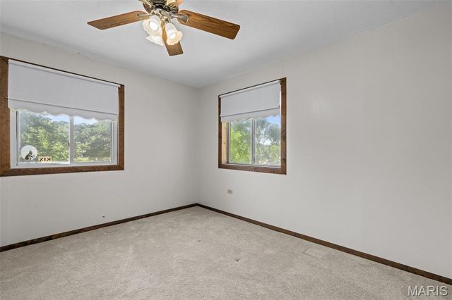1876 Westbourne Way, Fenton, MO 63026
