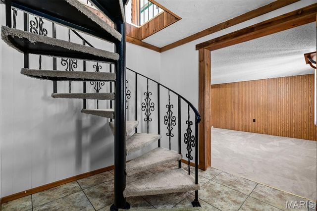 1876 Westbourne Way, Fenton, MO 63026