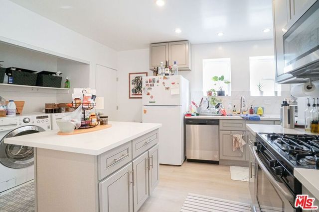 5139 Marathon Street, Los Angeles, CA 90038