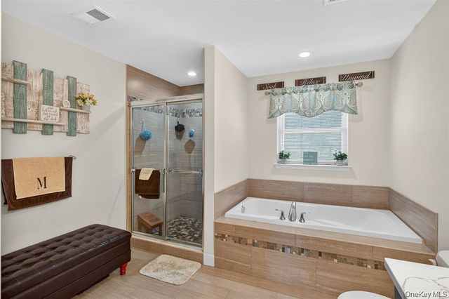 2 Harcourt Cosman Drive, Newburgh, NY 12550