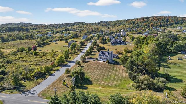 2 Harcourt Cosman Drive, Newburgh, NY 12550