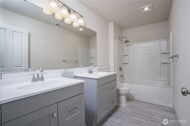 1127 27th Street NW, Puyallup, WA 98371