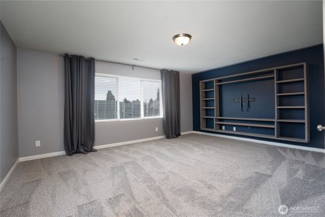 1127 27th Street NW, Puyallup, WA 98371