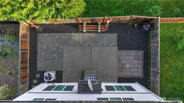 1127 27th Street NW, Puyallup, WA 98371