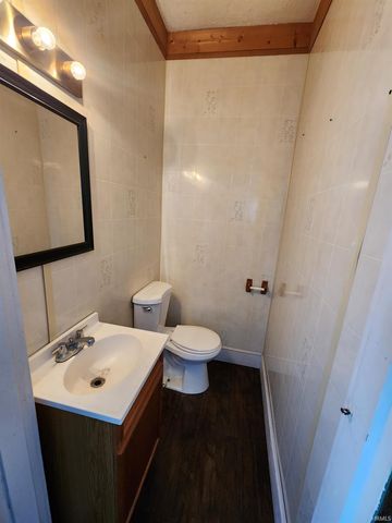 2406 Broad Street, New Castle, IN 47362