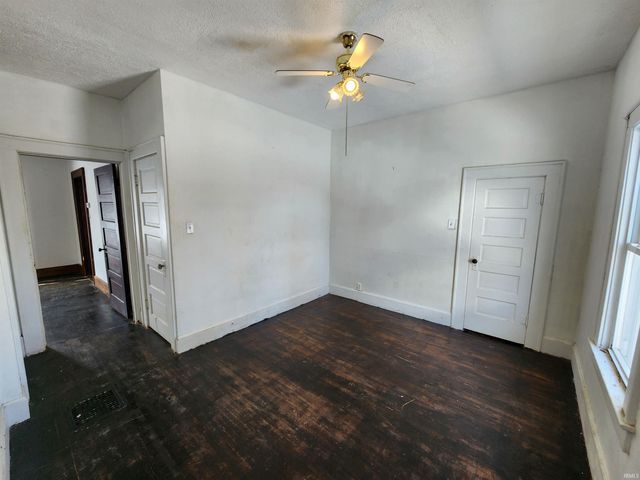 2406 Broad Street, New Castle, IN 47362