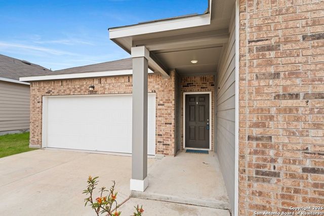 6028 Pearl Meadow, Converse, TX 78109