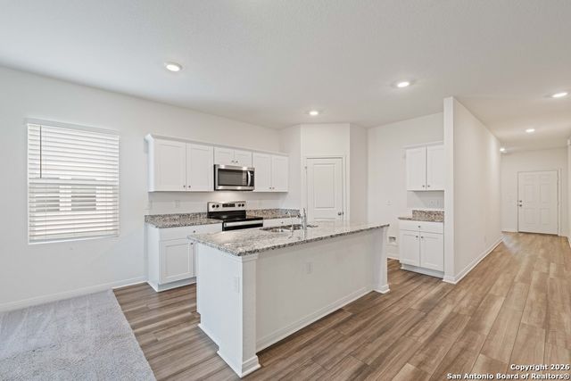 6028 Pearl Meadow, Converse, TX 78109