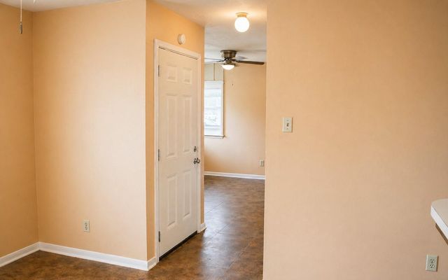 4826 Redfish Reef Drive, Bacliff, TX 77518