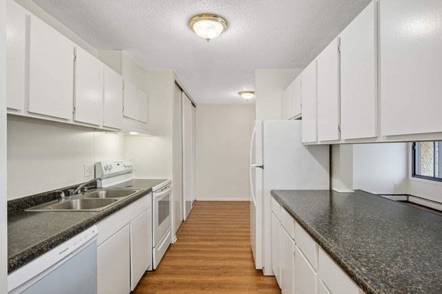 4110 Rahn Road 317, Eagan, MN 55122