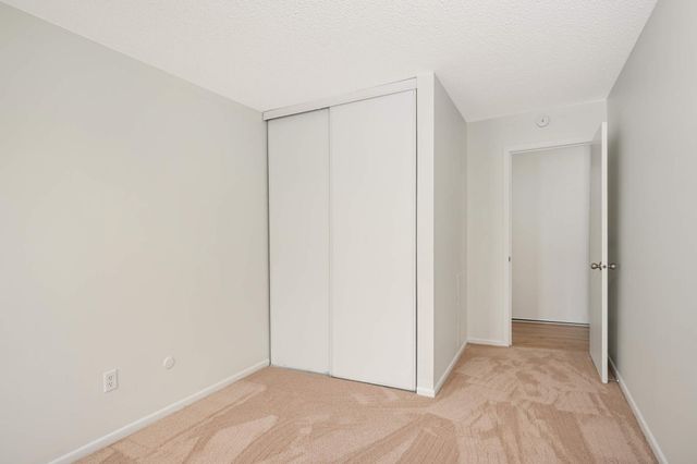 4110 Rahn Road 317, Eagan, MN 55122