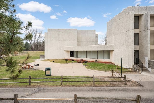 4110 Rahn Road 317, Eagan, MN 55122