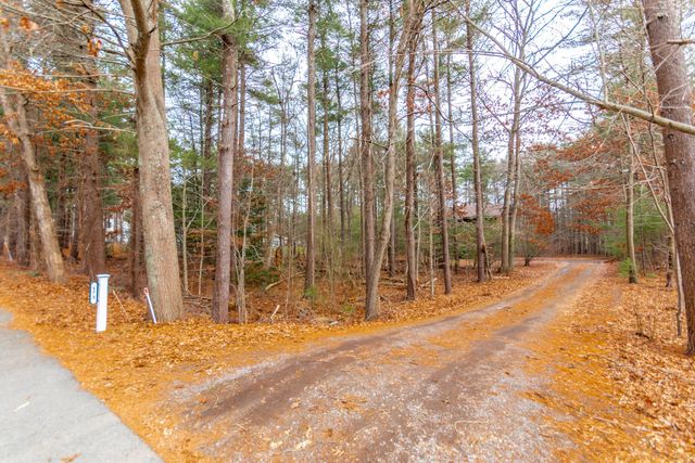 173 Titicut Road, Raynham, MA 02767