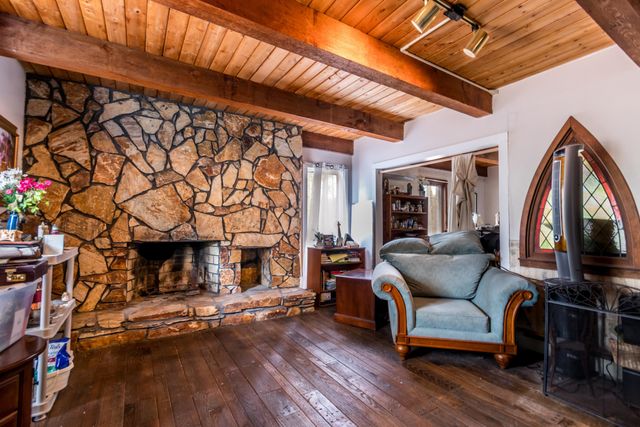 173 Titicut Road, Raynham, MA 02767