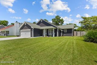 207 Quarterhorse Lane, Jacksonville, NC 28546