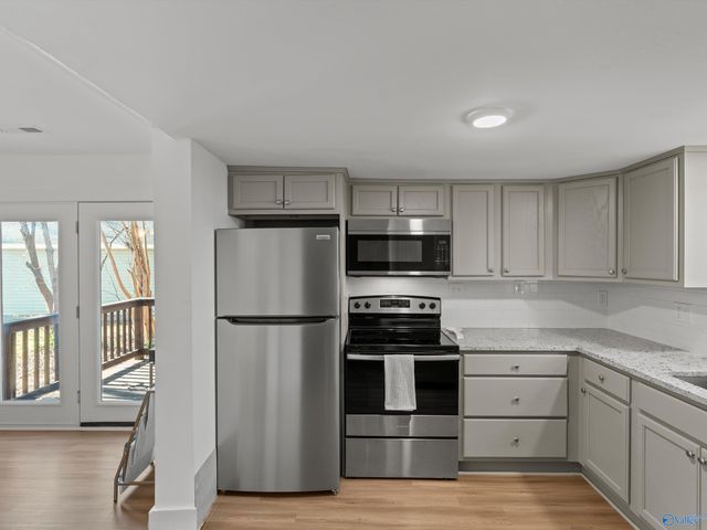 3906 10th Avenue SW, Huntsville, AL 35805