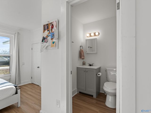 3906 10th Avenue SW, Huntsville, AL 35805