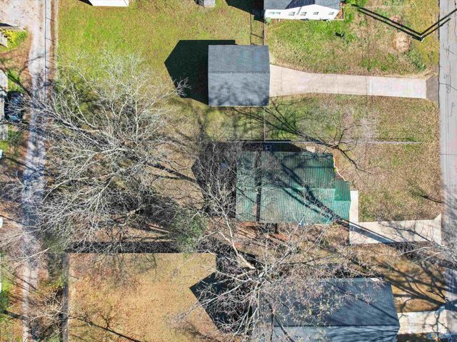 3906 10th Avenue SW, Huntsville, AL 35805