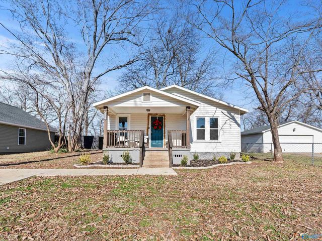 3906 10th Avenue SW, Huntsville, AL 35805