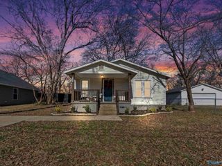 3906 10th Avenue SW, Huntsville, AL 35805