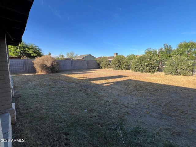 2007 N 73RD Avenue, Phoenix, AZ 85035