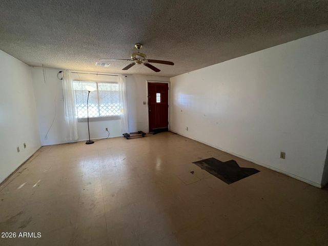2007 N 73RD Avenue, Phoenix, AZ 85035