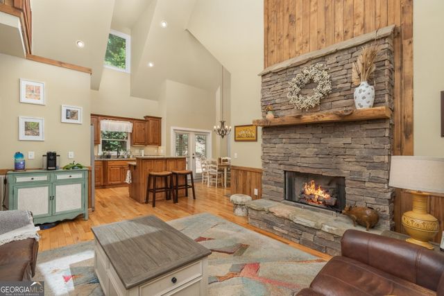31 Nahunta Court, Ellijay, GA 30540