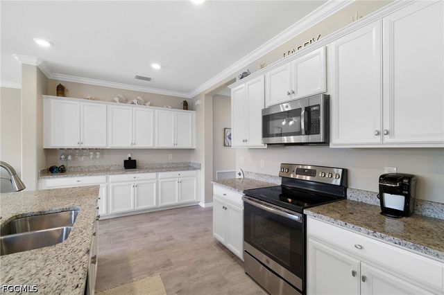 9746 Mirada BLVD, Fort Myers, FL 33908