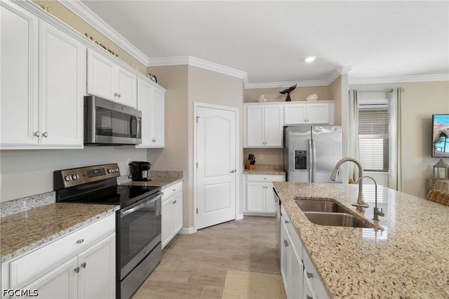 9746 Mirada BLVD, Fort Myers, FL 33908