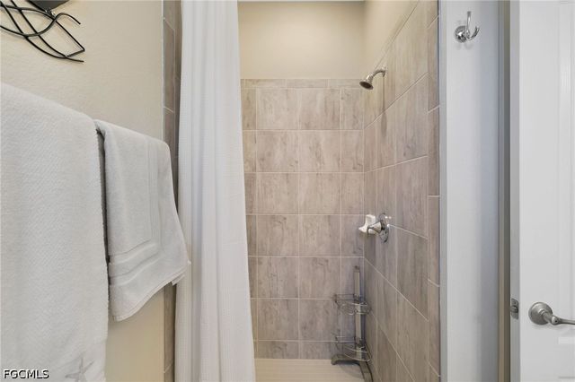 9746 Mirada BLVD, Fort Myers, FL 33908