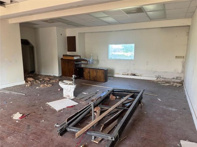 2005 Summerview Drive, Weslaco, TX 78599